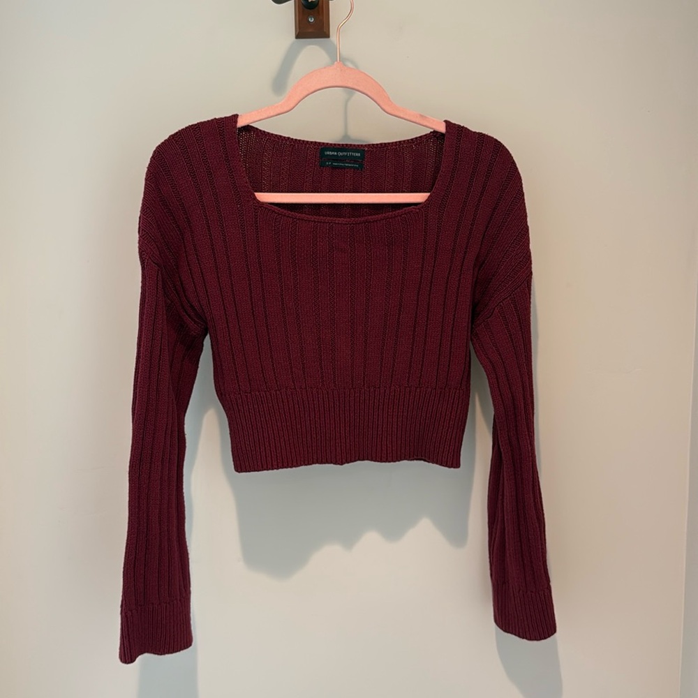 Maroon Urban Outfitters crop sweater sz S